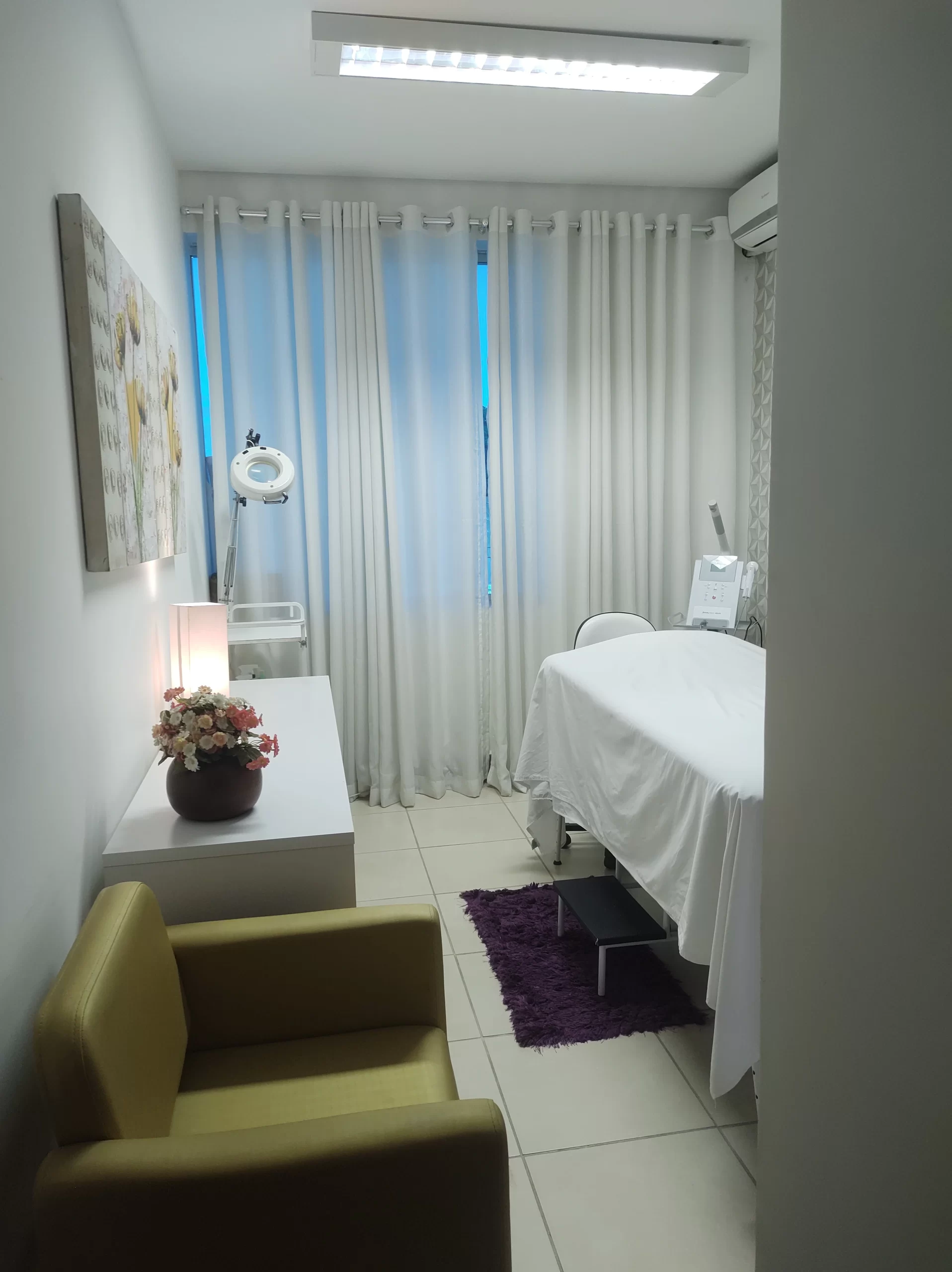 Centro de estética em Indaiatuba com estrutura moderna e confortável para atendimento estético.